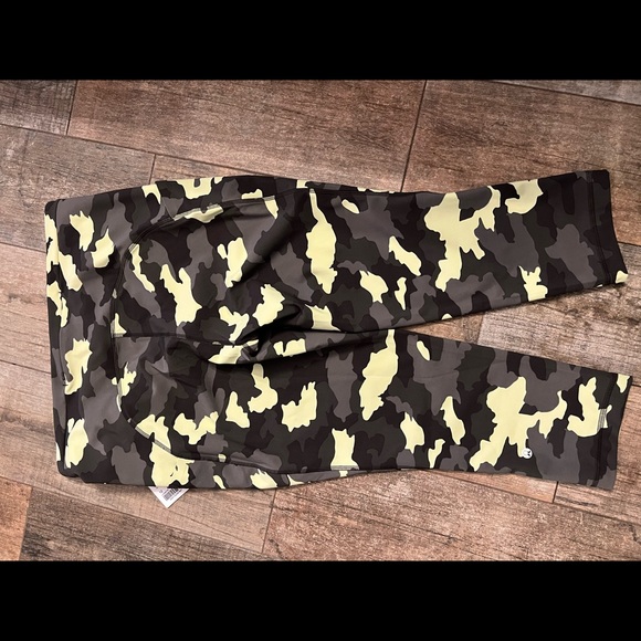 Lululemon Legging size 12 - Picture 5 of 8